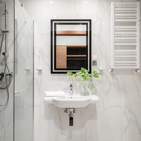 Jazz Market Square Hotel