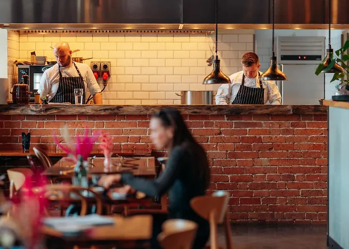 Hotel Jazz Market Square 3*