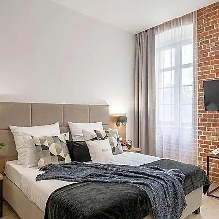 Jazz Market Square Готель 3*